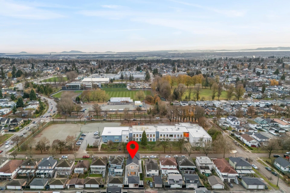 Community Amenities Photo (Clubhouse) of 1 2943 E 44th Avenue, Vancouver, BC