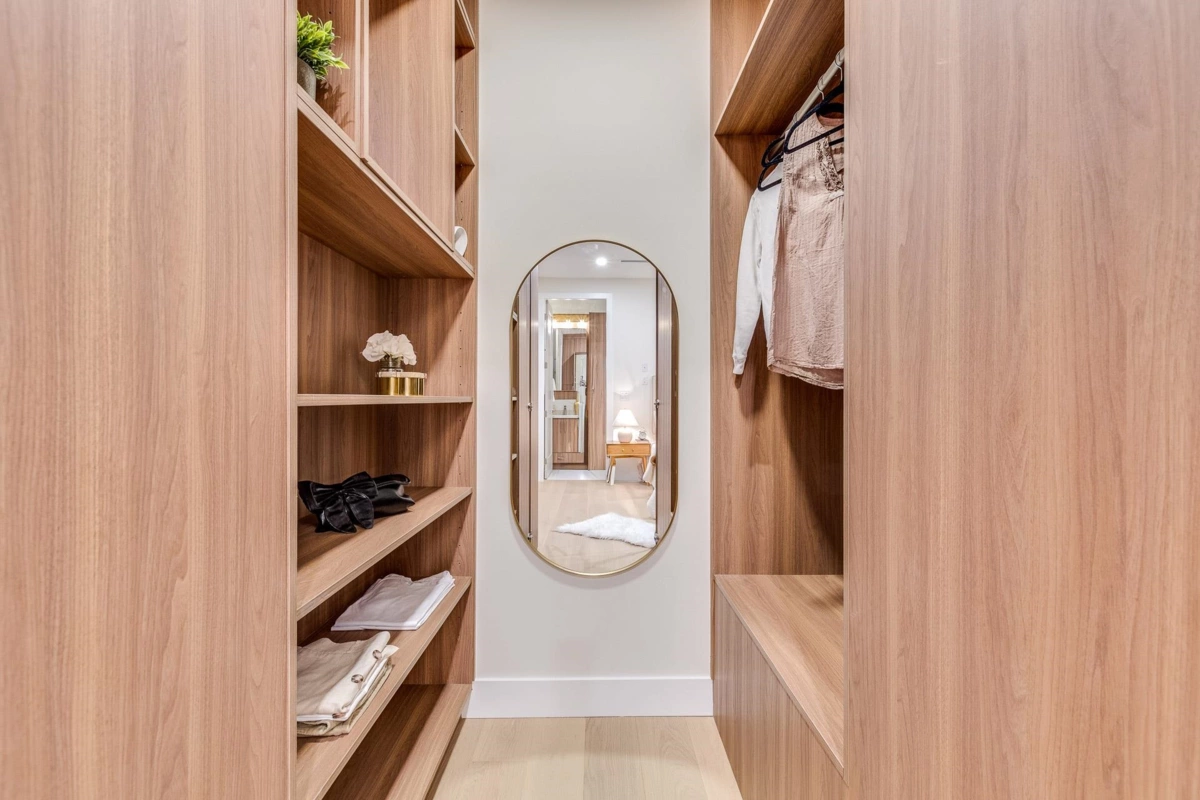 Entry Foyer Photo of 1 2943 E 44th Avenue, Vancouver, BC