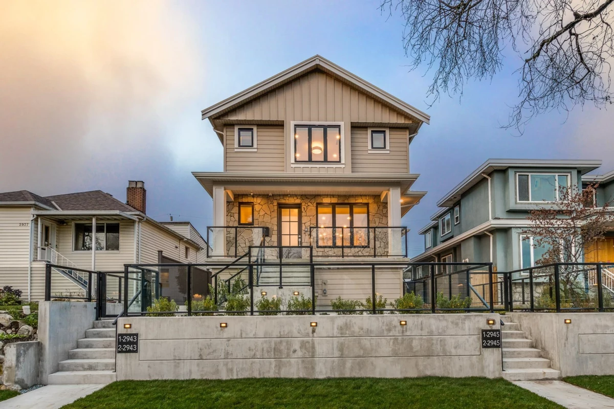 Exterior Rear Photo of 1 2943 E 44th Avenue, Vancouver, BC