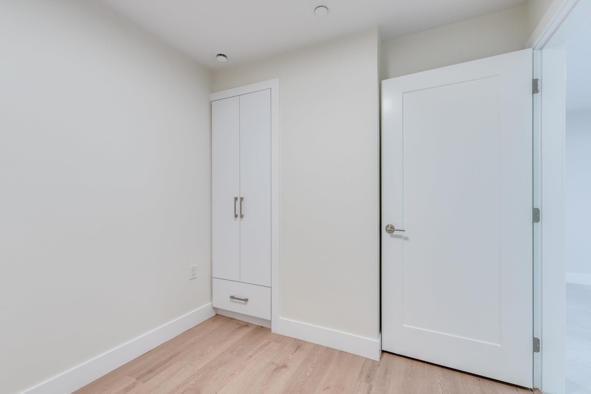 Garden / Landscaping Photo of 1 2943 E 44th Avenue, Vancouver, BC