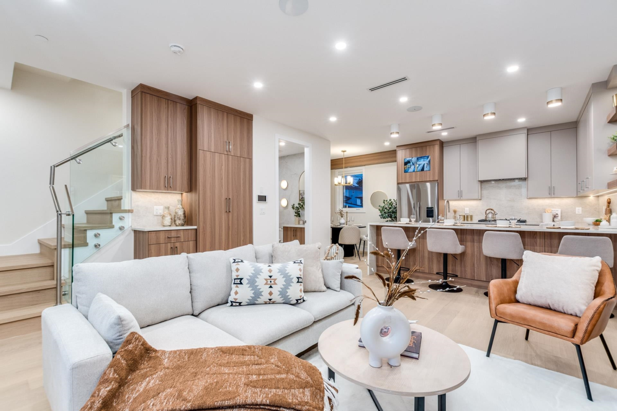 Kitchen Photo of 1 2943 E 44th Avenue, Vancouver, BC