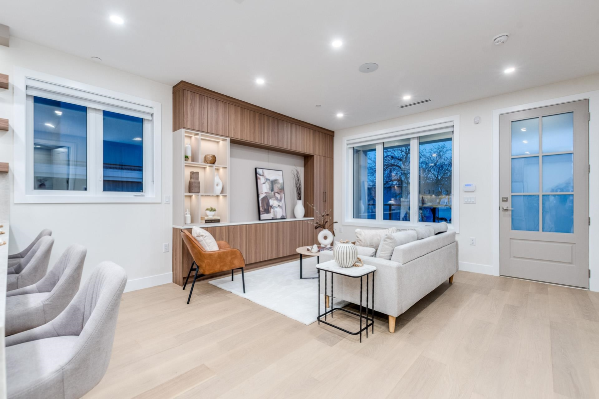 Pantry Photo of 1 2943 E 44th Avenue, Vancouver, BC