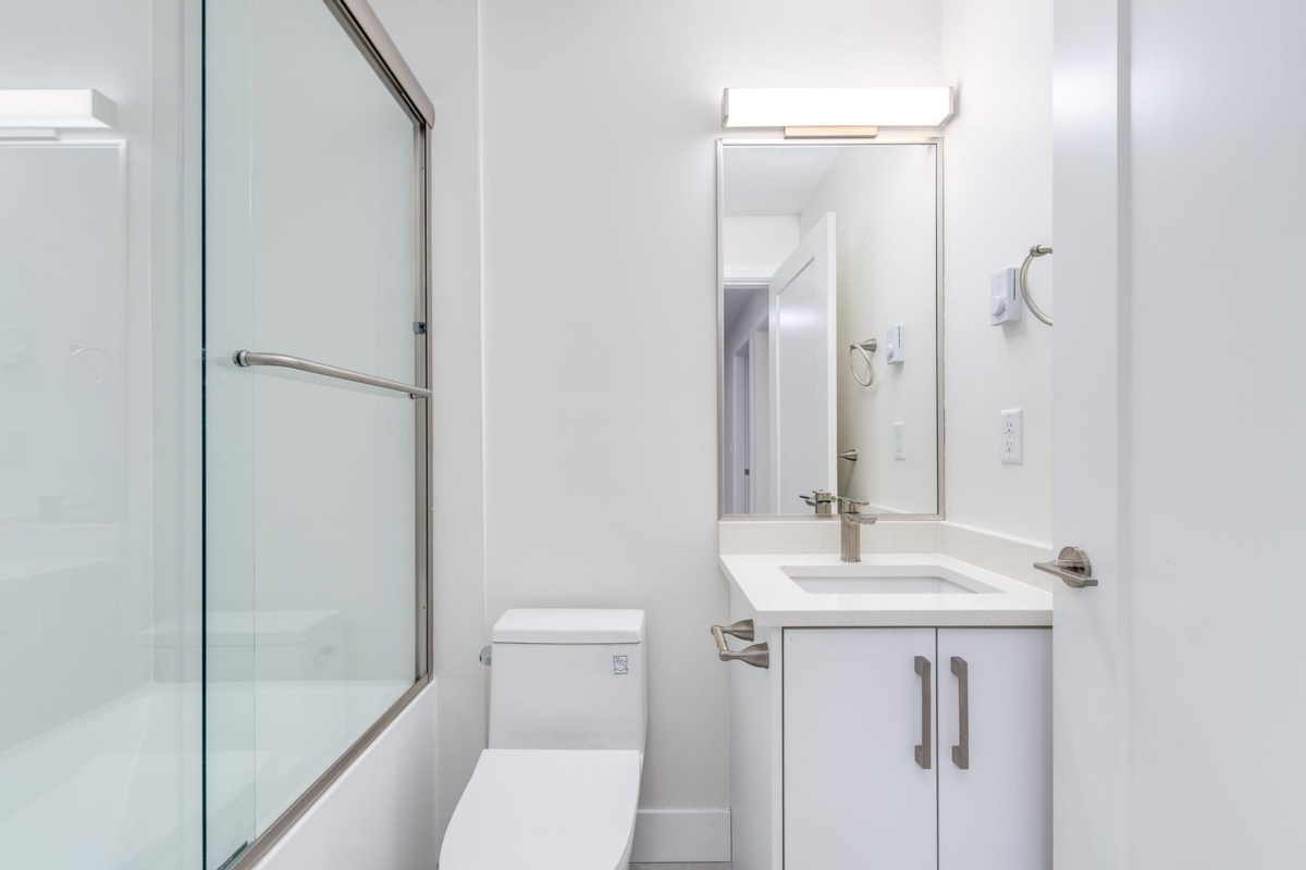 Swimming Pool Photo of 1 2943 E 44th Avenue, Vancouver, BC