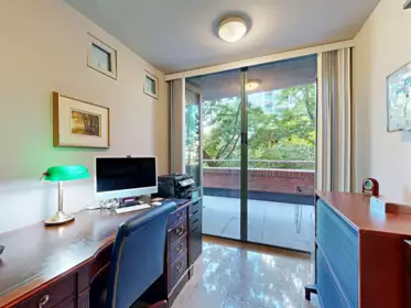 Entry Foyer Photo of 301 1888 Alberni Street, Vancouver, BC