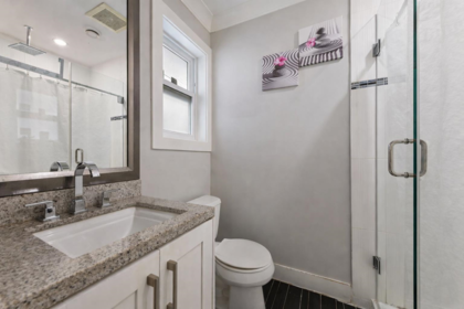 Primary Bathroom Photo of 8363 Victoria Drive, Vancouver, BC