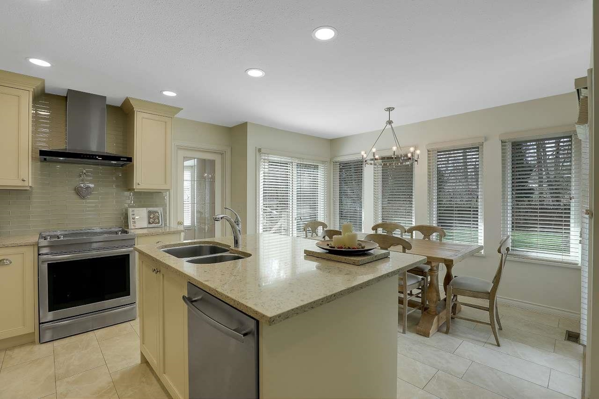 Family Room Photo of 8375 148b Street, Surrey, BC