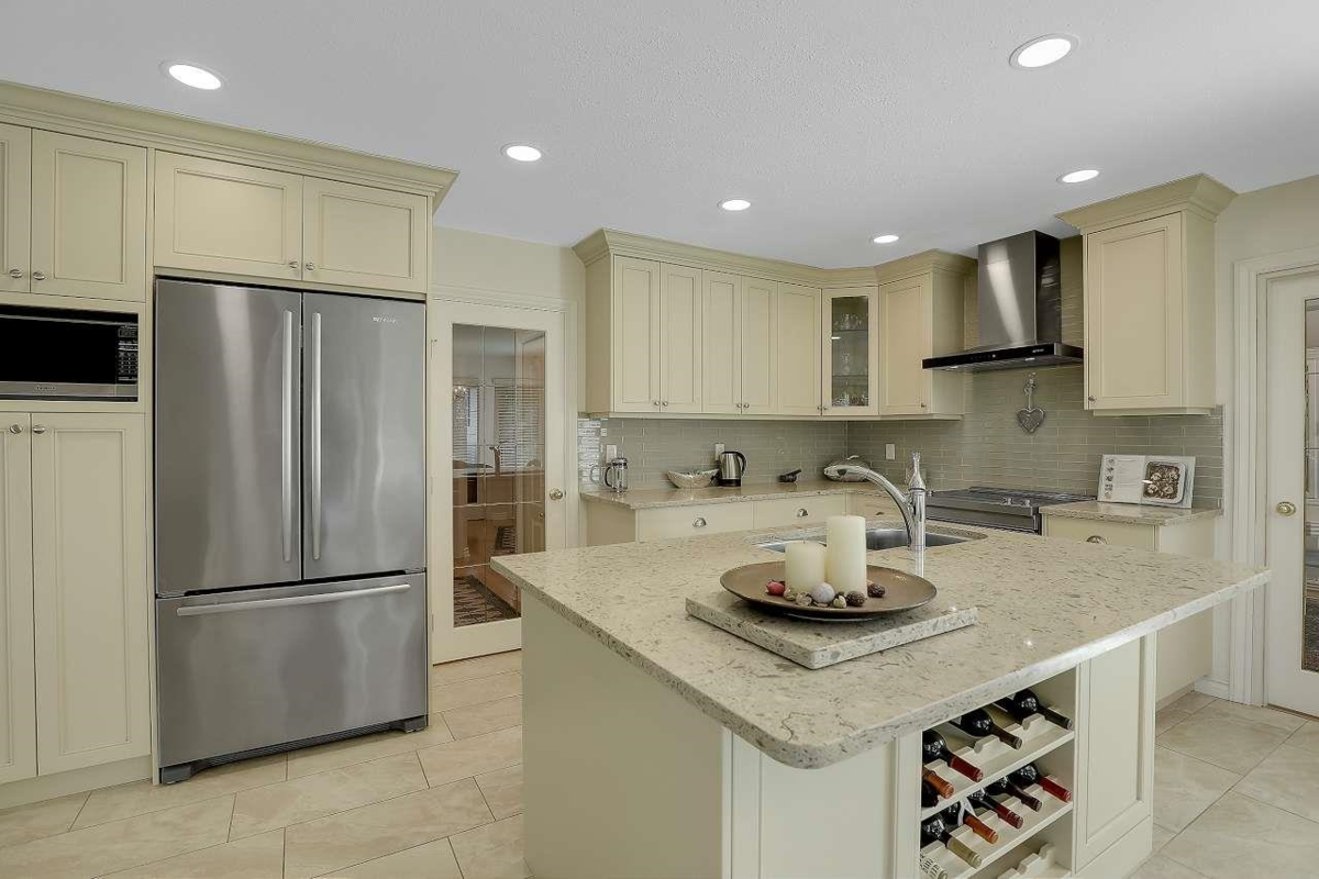 Living Room Photo of 8375 148b Street, Surrey, BC