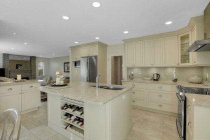 Kitchen Photo of 8375 148b Street, Surrey, BC