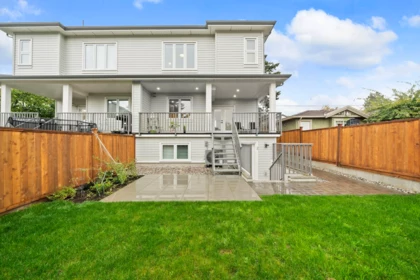 Mudroom Photo of 552 E 58th Avenue, Vancouver, BC