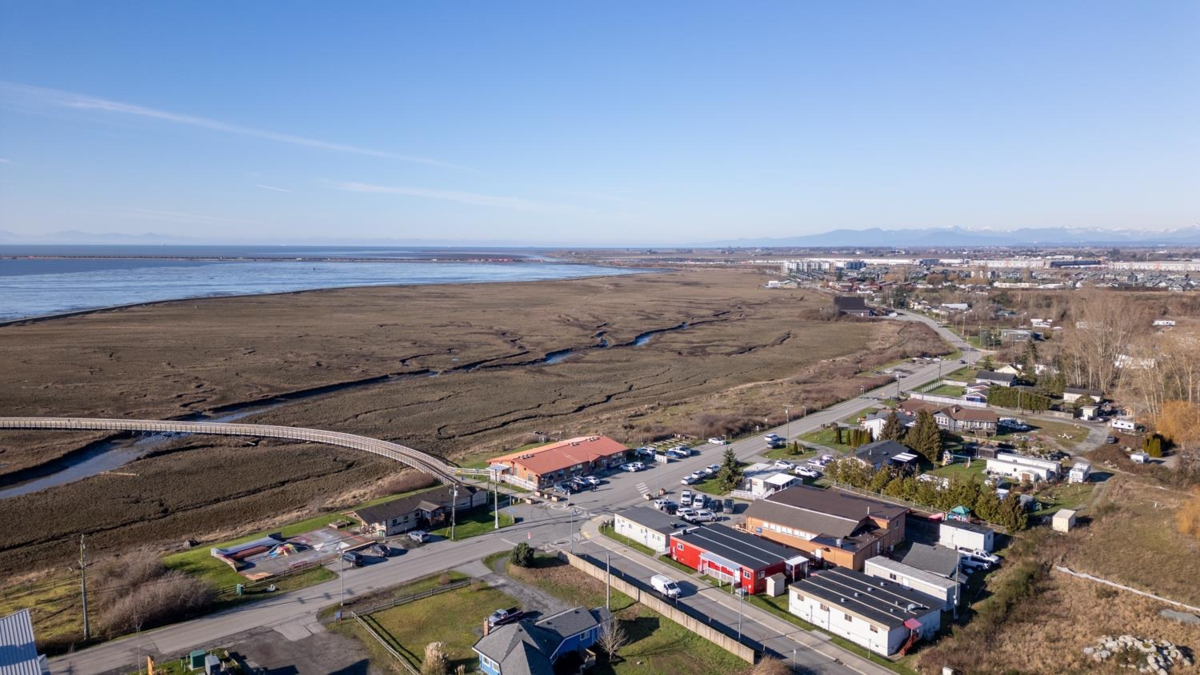 Fitness Center Photo Near 107 1942 Starling Drive, Tsawwassen, BC