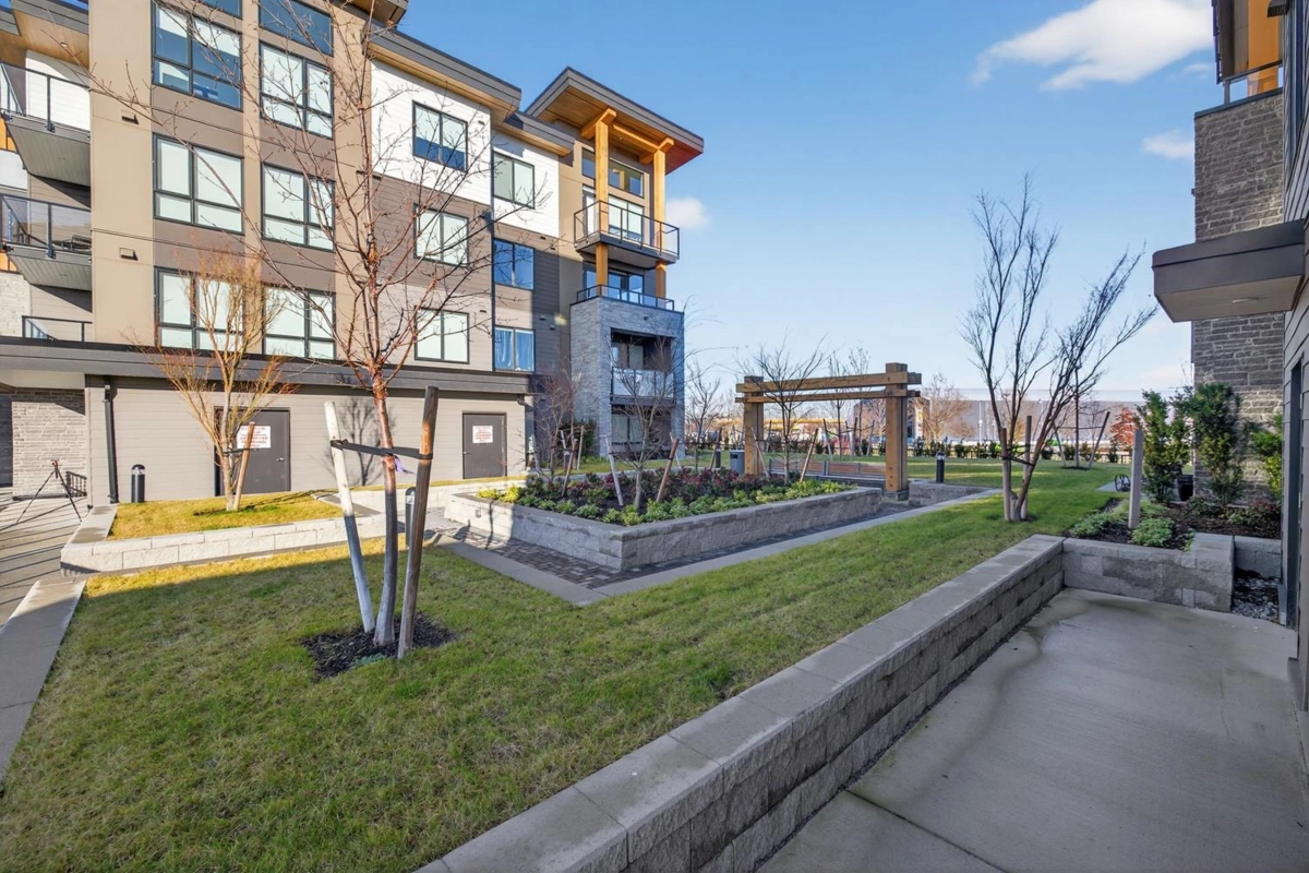 Outdoor Kitchen Photo of 107 1942 Starling Drive, Tsawwassen, BC
