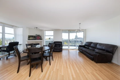 Breakfast Nook Photo of 702 8460 Granville Avenue, Richmond, BC