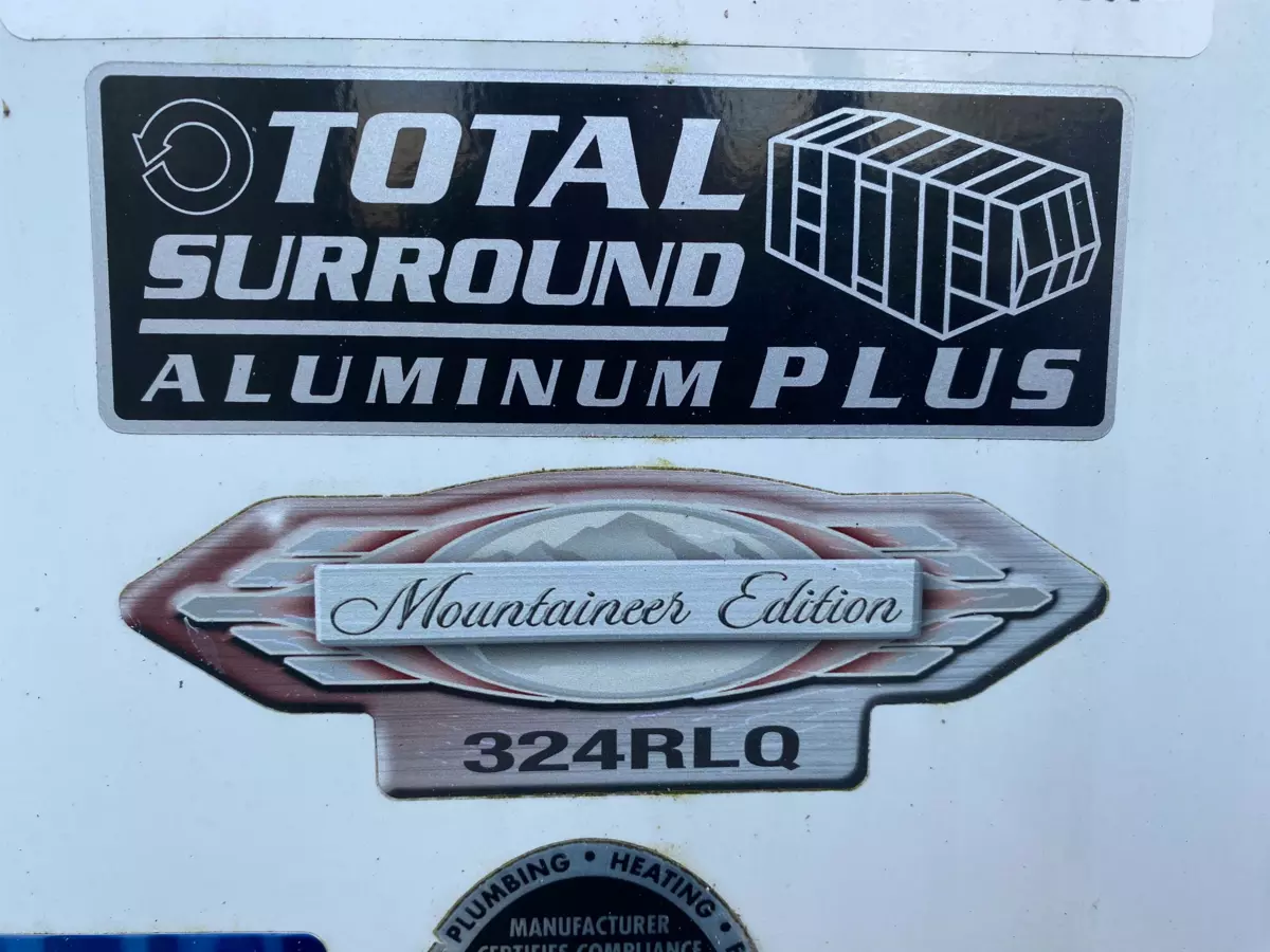 Entry Foyer Photo of 133 1436 Frost Road, Cultus Lake, BC