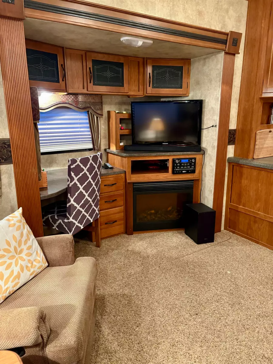 Guest Bathroom Photo of 133 1436 Frost Road, Cultus Lake, BC