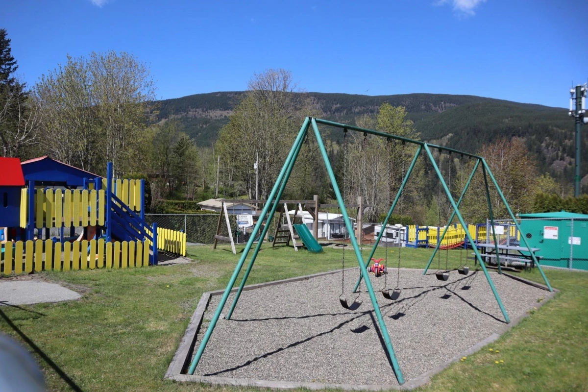 Outdoor Deck Photo of 133 1436 Frost Road, Cultus Lake, BC