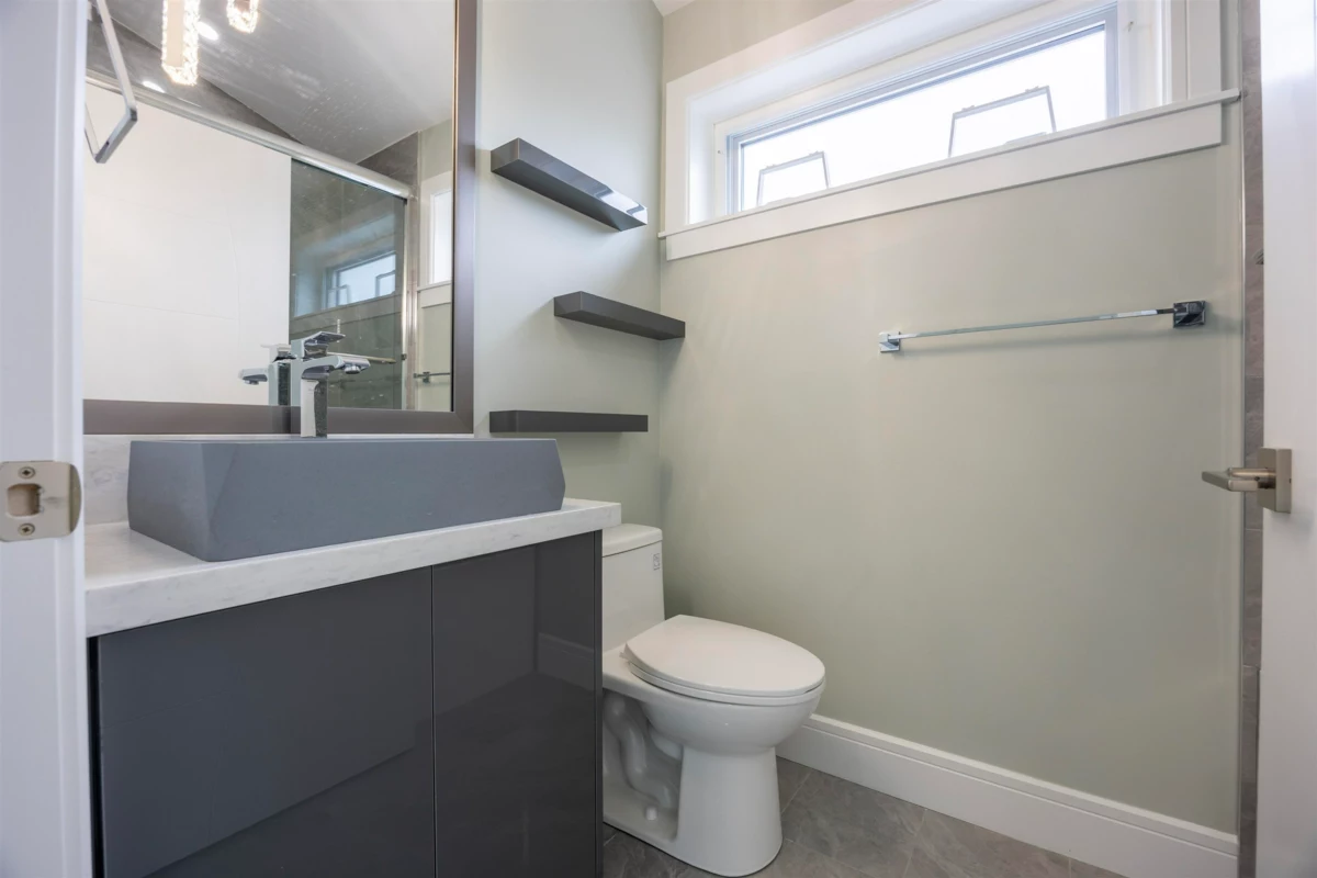 Basement Recreation Room Photo of 2 5808 Lanark Street, Vancouver, BC