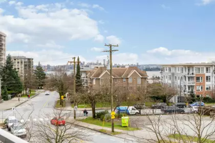 213 1288 Chesterfield Avenue, North Vancouver, BC, North Vancouver — Apartment/Condo for sale
