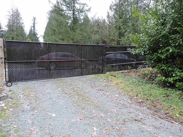 Walk-In Closet Photo of 10053 Wolfe Street, Mission, BC