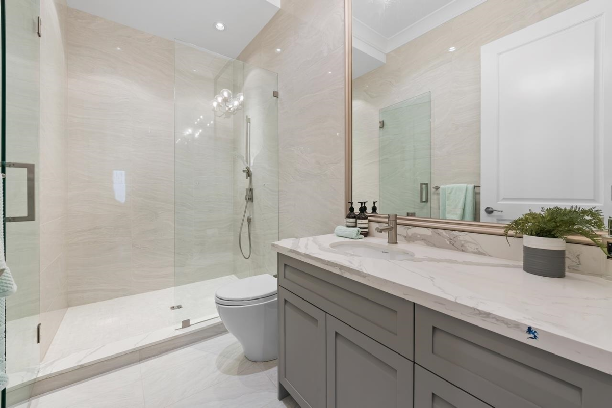 Front Yard Photo of 2867 W 44th Avenue, Vancouver, BC