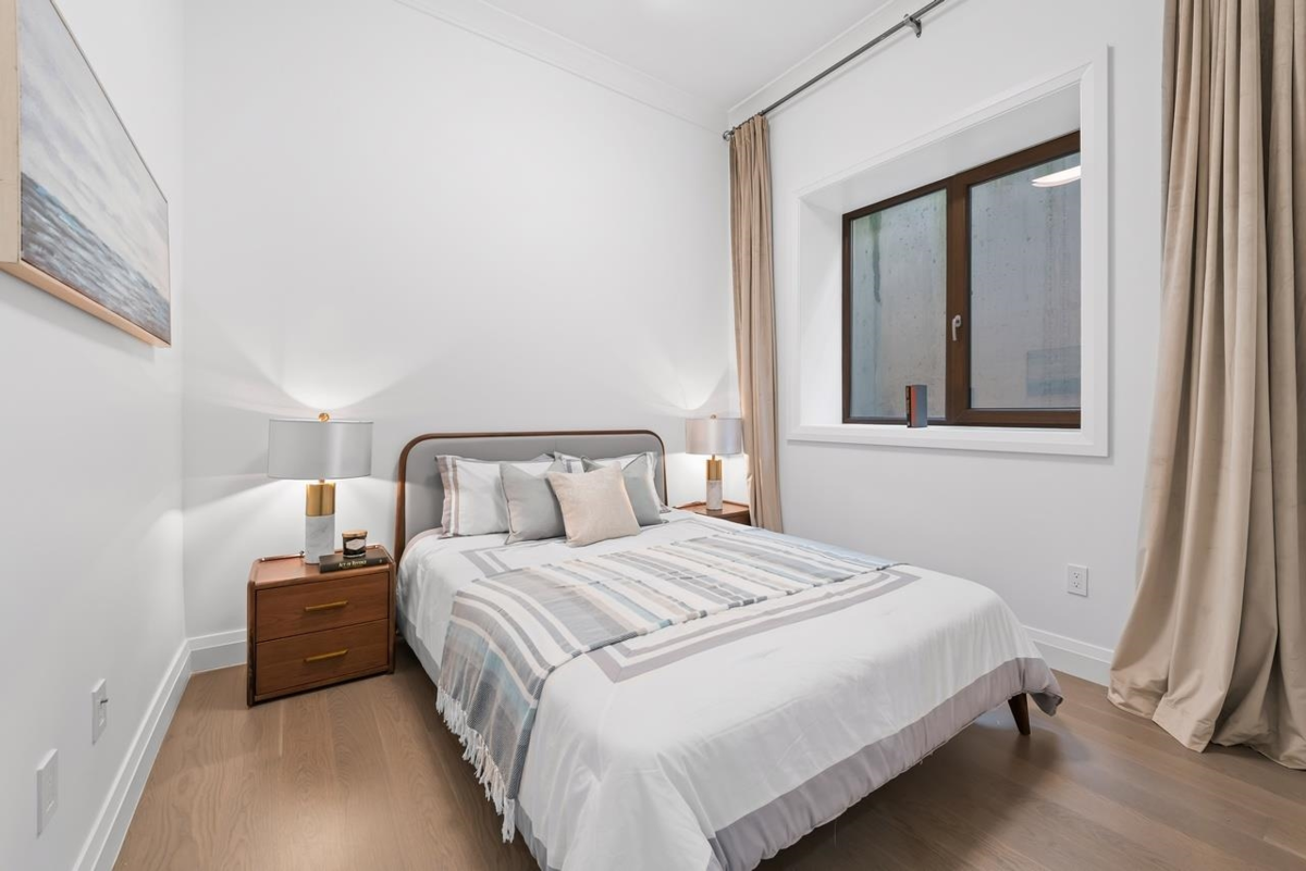 Garden / Landscaping Photo of 2867 W 44th Avenue, Vancouver, BC