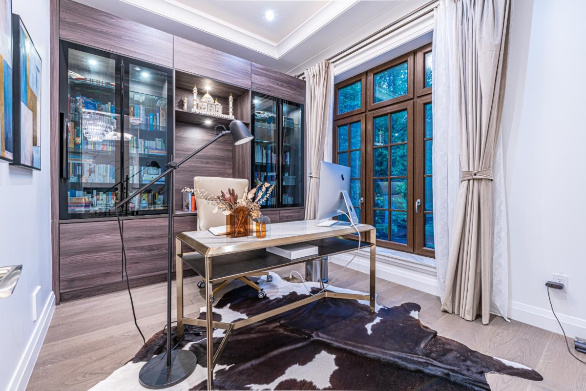 Kitchen Island Photo of 2867 W 44th Avenue, Vancouver, BC
