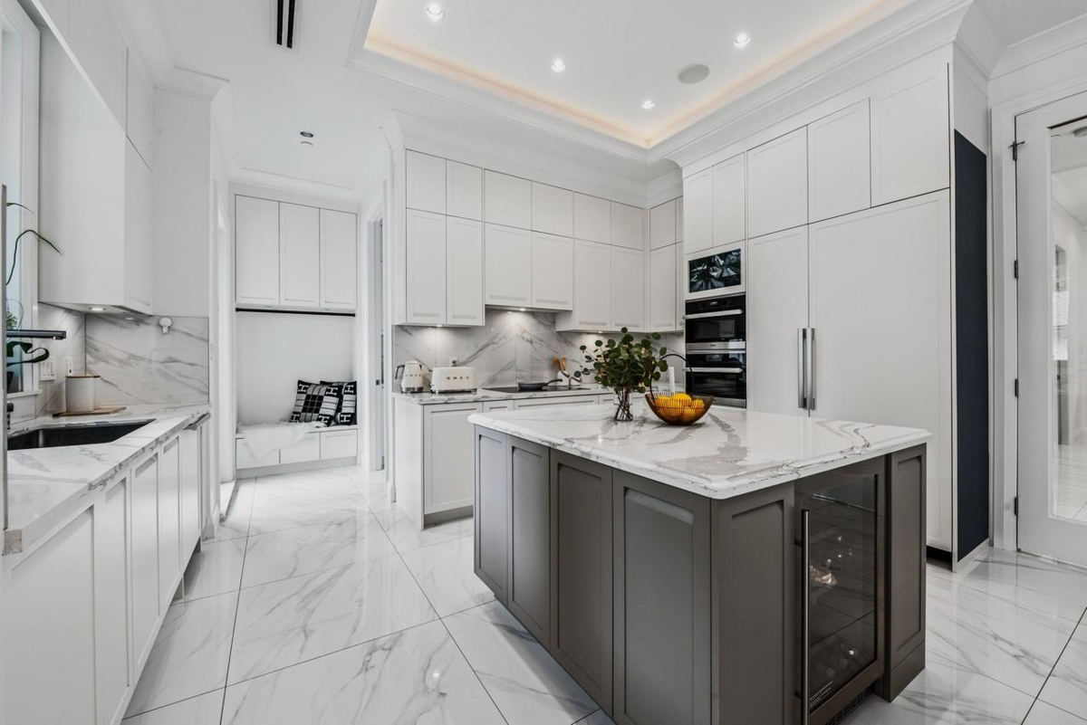 Walk-In Closet Photo of 2867 W 44th Avenue, Vancouver, BC