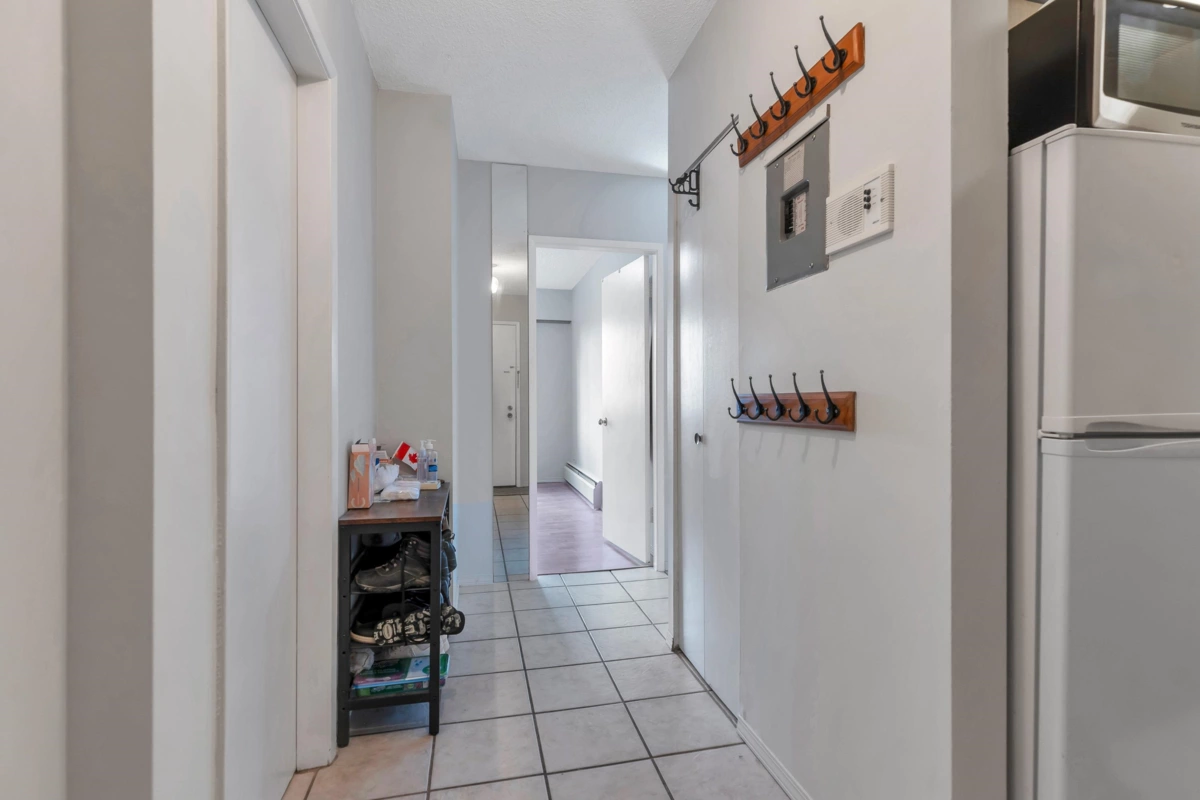 Mudroom Photo of 113 610 Third Avenue, New Westminster, BC