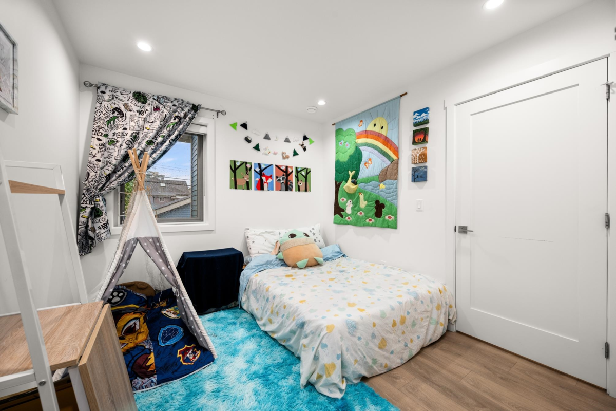 Bedroom 2 Photo of 1452 E 20th Avenue, Vancouver, BC