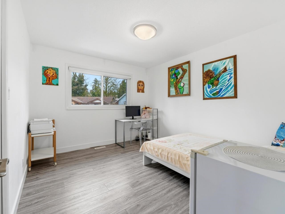 Walk-In Closet Photo of 2515 Battistoni Place, Port Coquitlam, BC