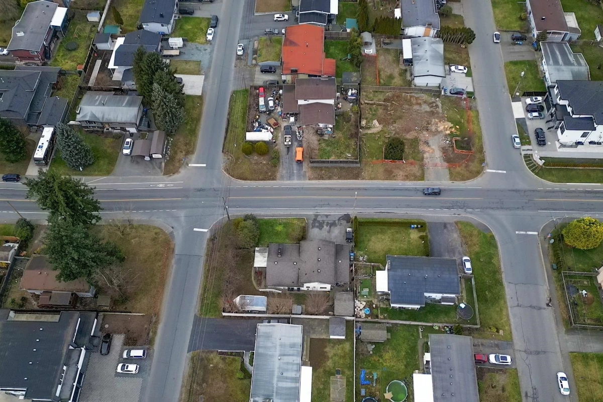 Primary Bedroom Photo of 32555 Bevan Avenue, Abbotsford, BC
