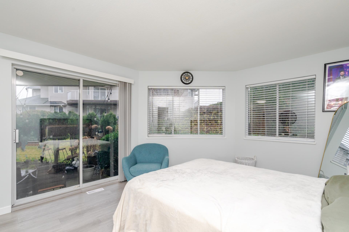 Guest Bathroom Photo of 125 3080 Townline Road, Abbotsford, BC