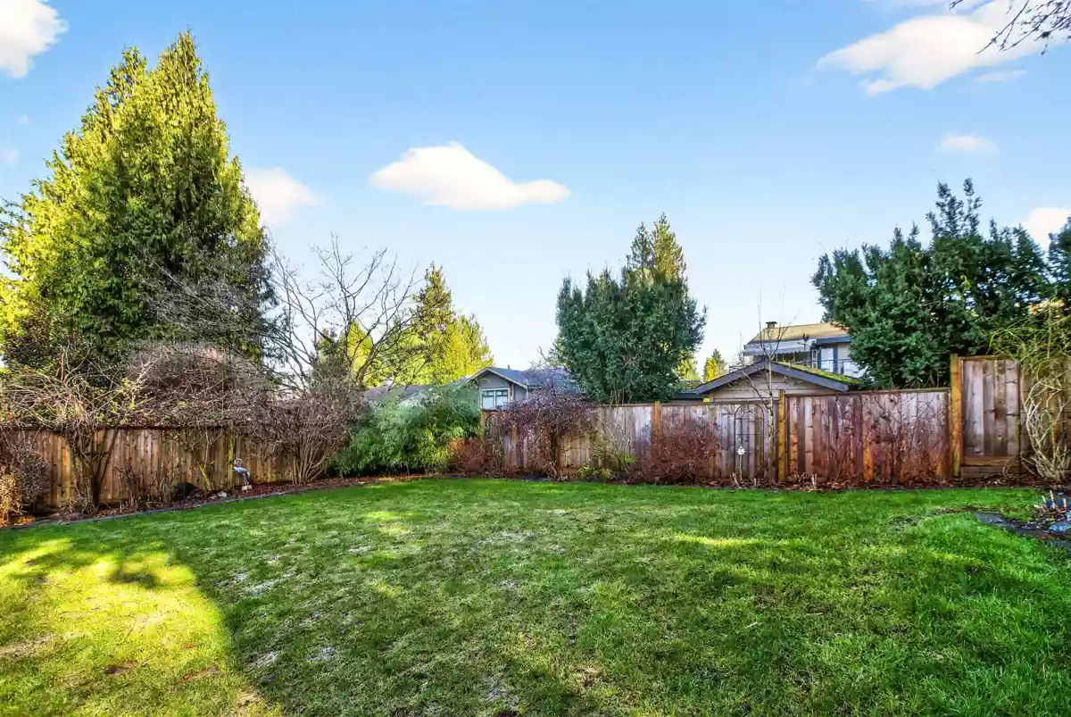 Fitness Center Photo Near 12478 Carlton Street, Maple Ridge, BC