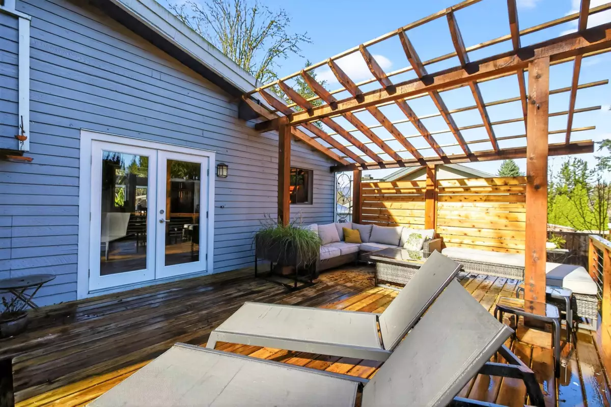 Hot Tub / Spa Photo of 12478 Carlton Street, Maple Ridge, BC