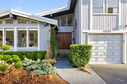 12478 Carlton Street, Maple Ridge, BC