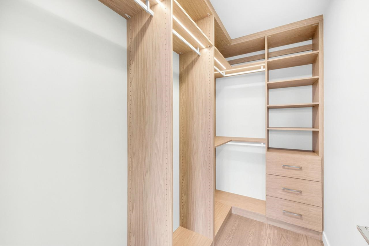 Powder Room Photo of 802 6138 Birney Avenue, Vancouver, BC