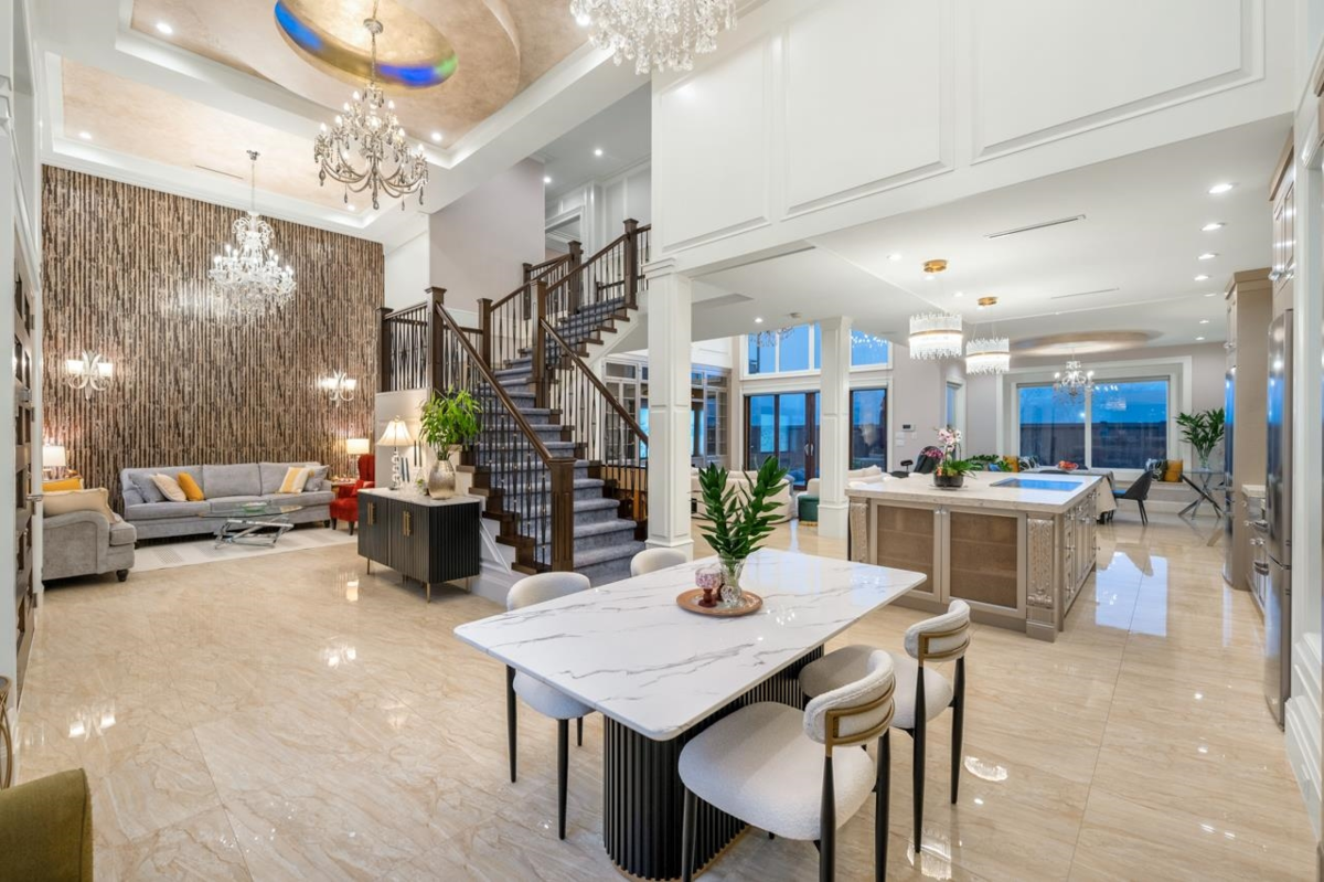 Breakfast Nook Photo of 6100 Alta Court, Richmond, BC