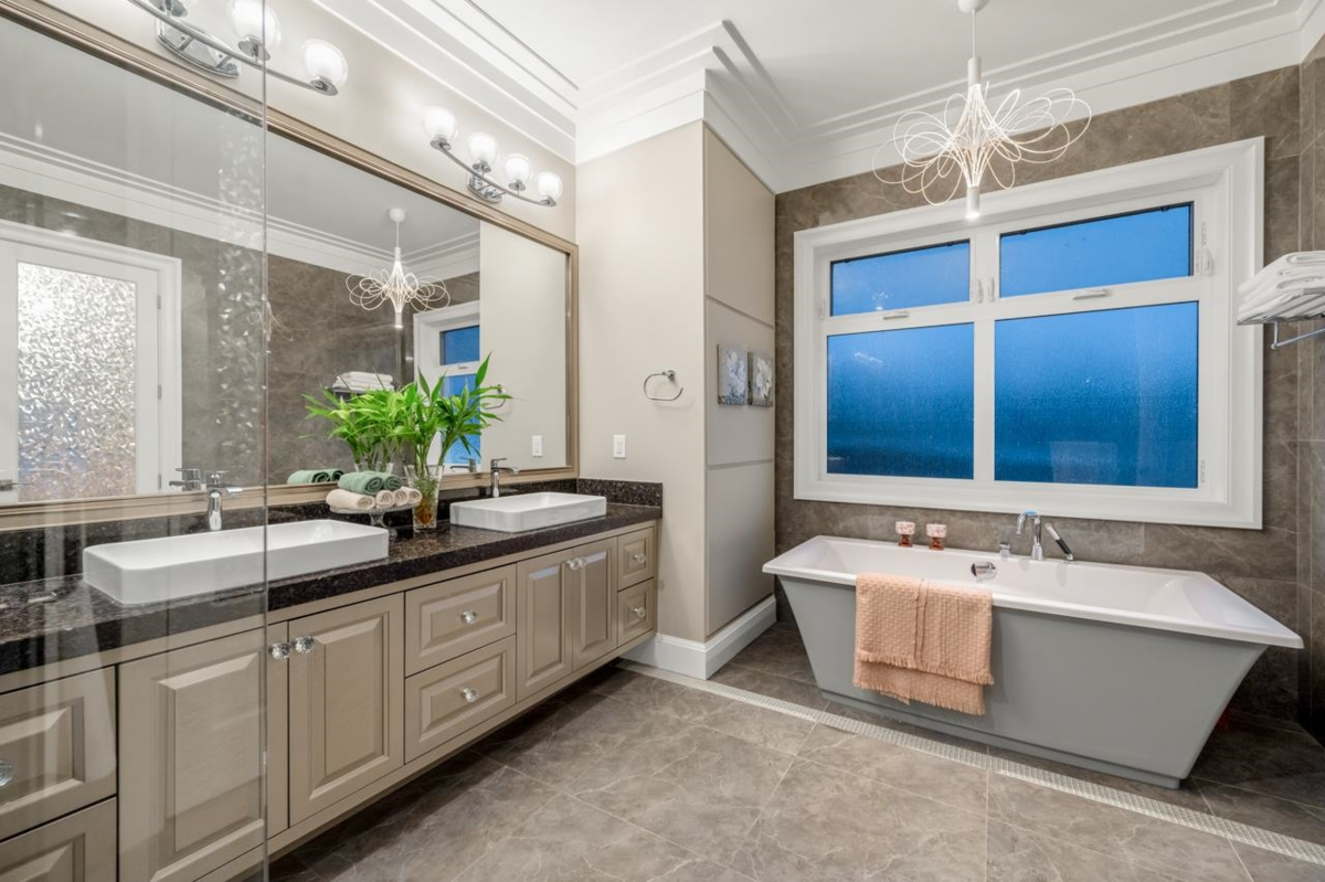 Entry Foyer Photo of 6100 Alta Court, Richmond, BC