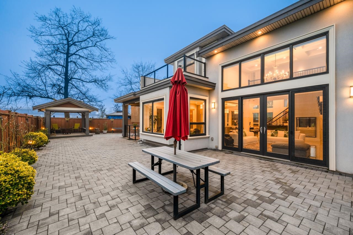 Garden / Landscaping Photo of 6100 Alta Court, Richmond, BC