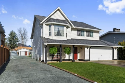 Front exterior of 50977 Nevin Road, Rosedale, BC