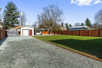 Hot Tub / Spa Photo of 50977 Nevin Road, Rosedale, BC