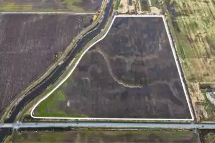 17901 80 Avenue, Surrey, BC, Serpentine —  bed land for sale