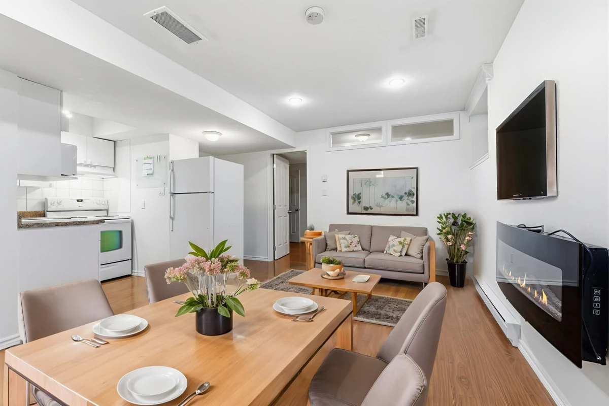 Front Yard Photo of 3 45450 Shawnigan Crescent, Chilliwack, BC