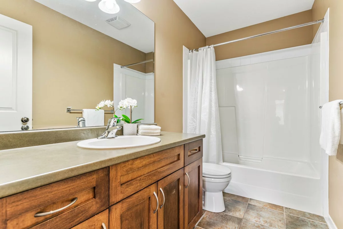 Powder Room Photo of 3 45450 Shawnigan Crescent, Chilliwack, BC