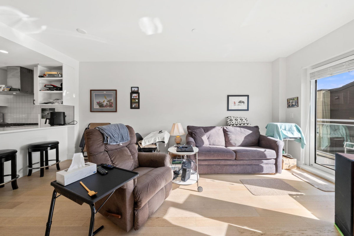 Primary Bedroom Photo of 308 22226 Brown Avenue, Maple Ridge, BC