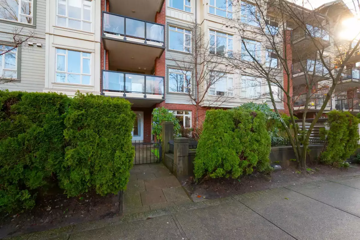 Bedroom 4 Photo of 121 100 Capilano Road, Port Moody, BC