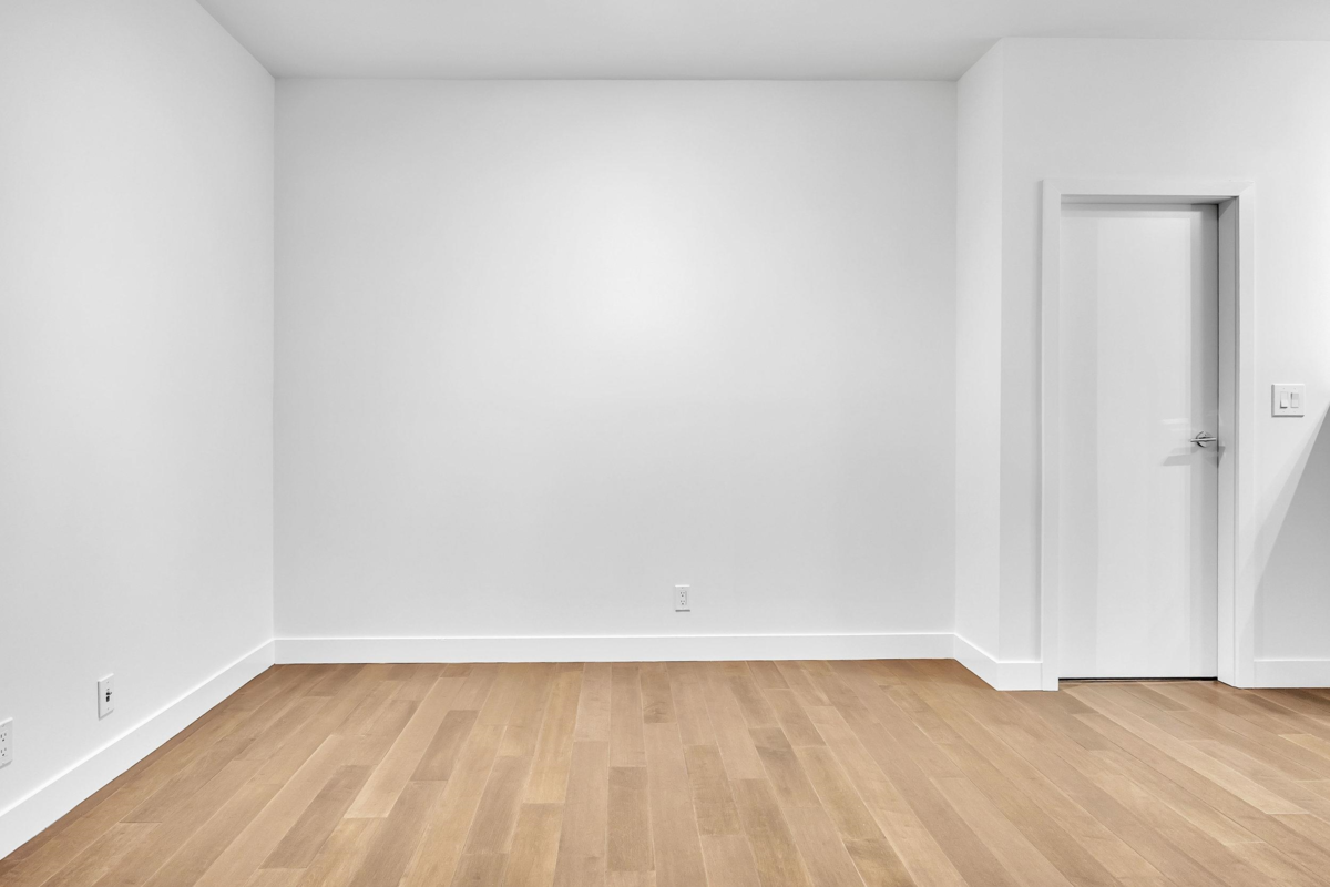 Kitchen Island Photo of 105 3294 Mt Seymour Parkway, North Vancouver, BC