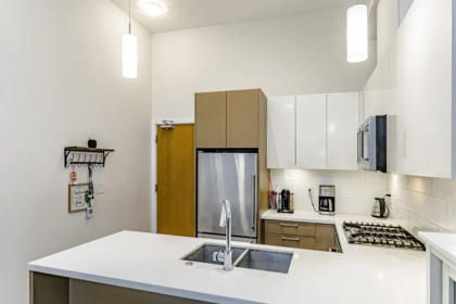 Primary Bedroom Photo of 102 28 E Royal Avenue, New Westminster, BC
