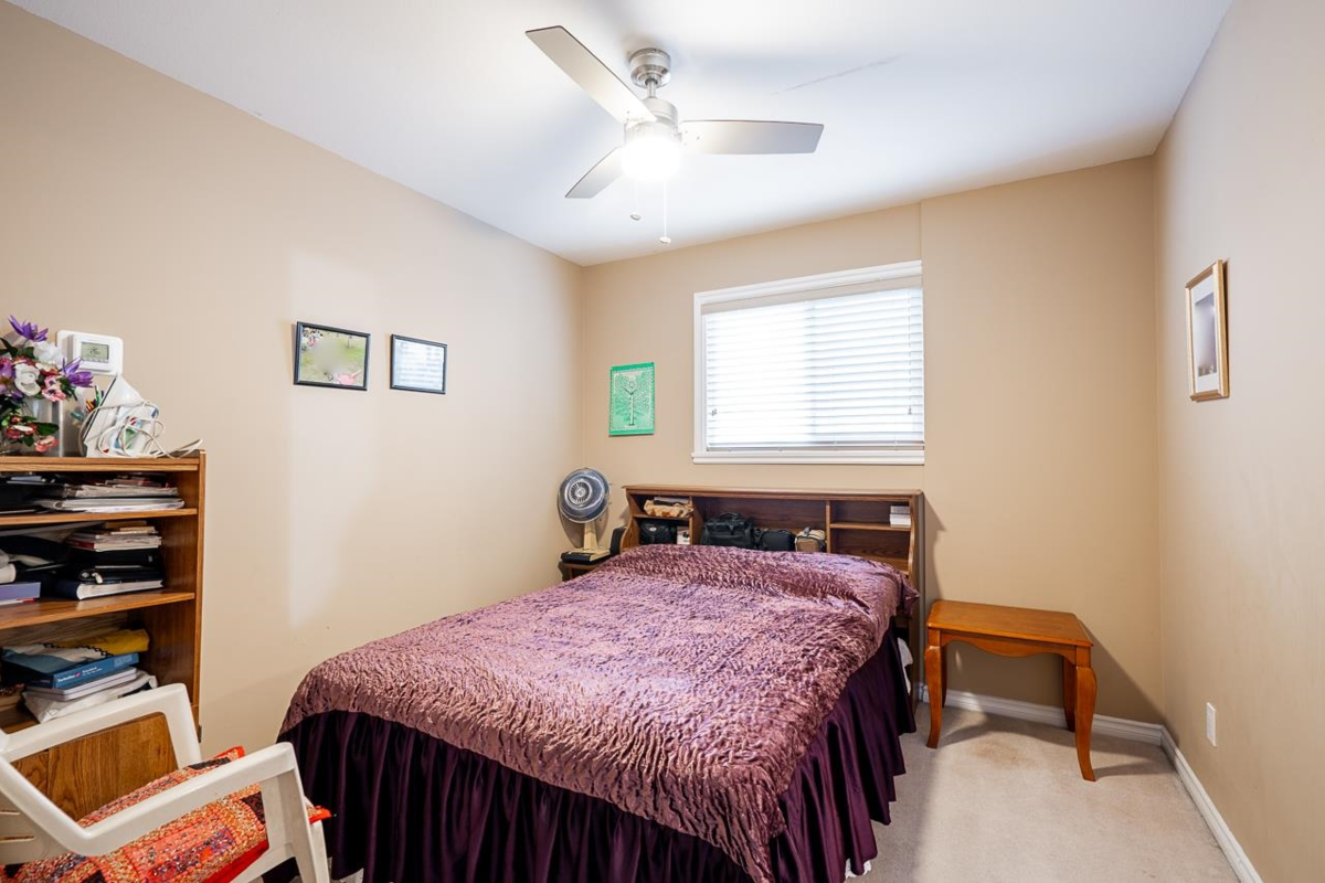 Mudroom Photo of 7658 147a Street, Surrey, BC