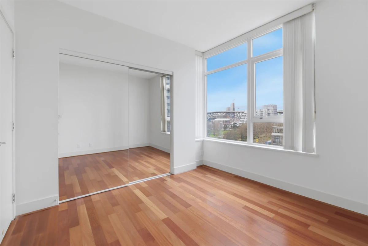 Entry Foyer Photo of 706 1483 Homer Street, Vancouver, BC