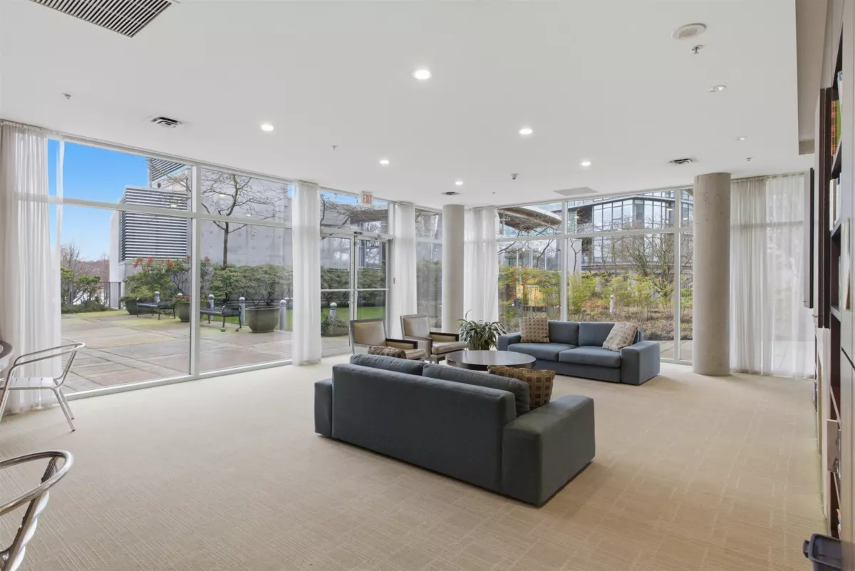 Garden / Landscaping Photo of 706 1483 Homer Street, Vancouver, BC